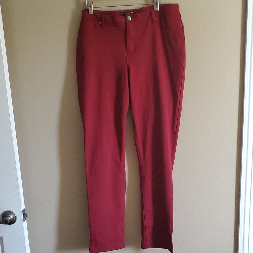 Women's Redish Wine Colir Skinny Stretch Pants